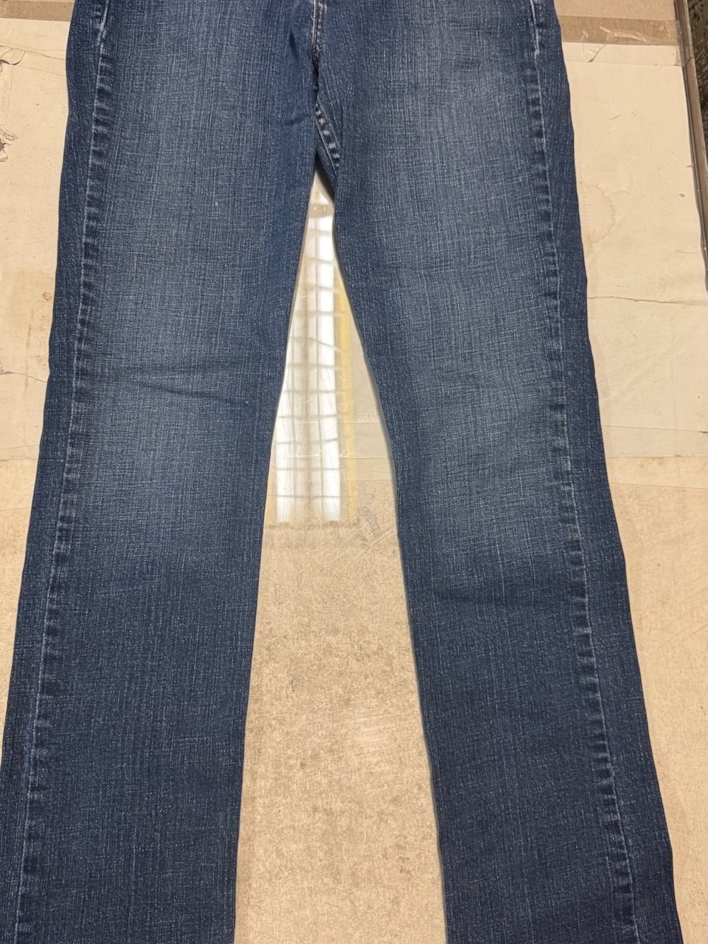 Levi's the original 526 Slender Straight-Leg Jeans — Dark Blue Denim size 6